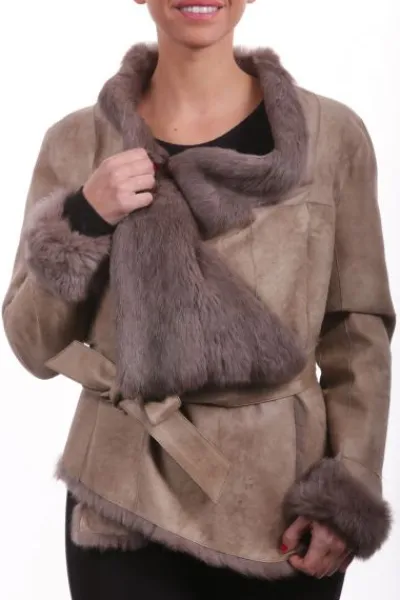 Nina Taupe*Milpau Hot